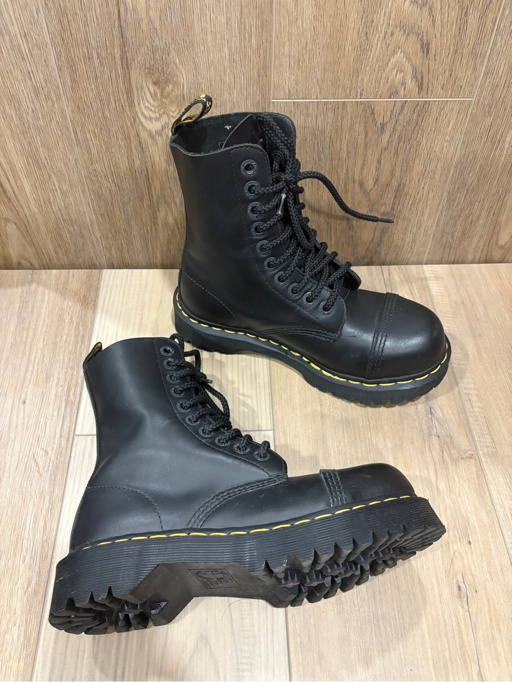 Dr. Martens 10966 Unisex 8761 BXB Black Steel Toe Cap Lace-Up M5 W6 Punk Grunge